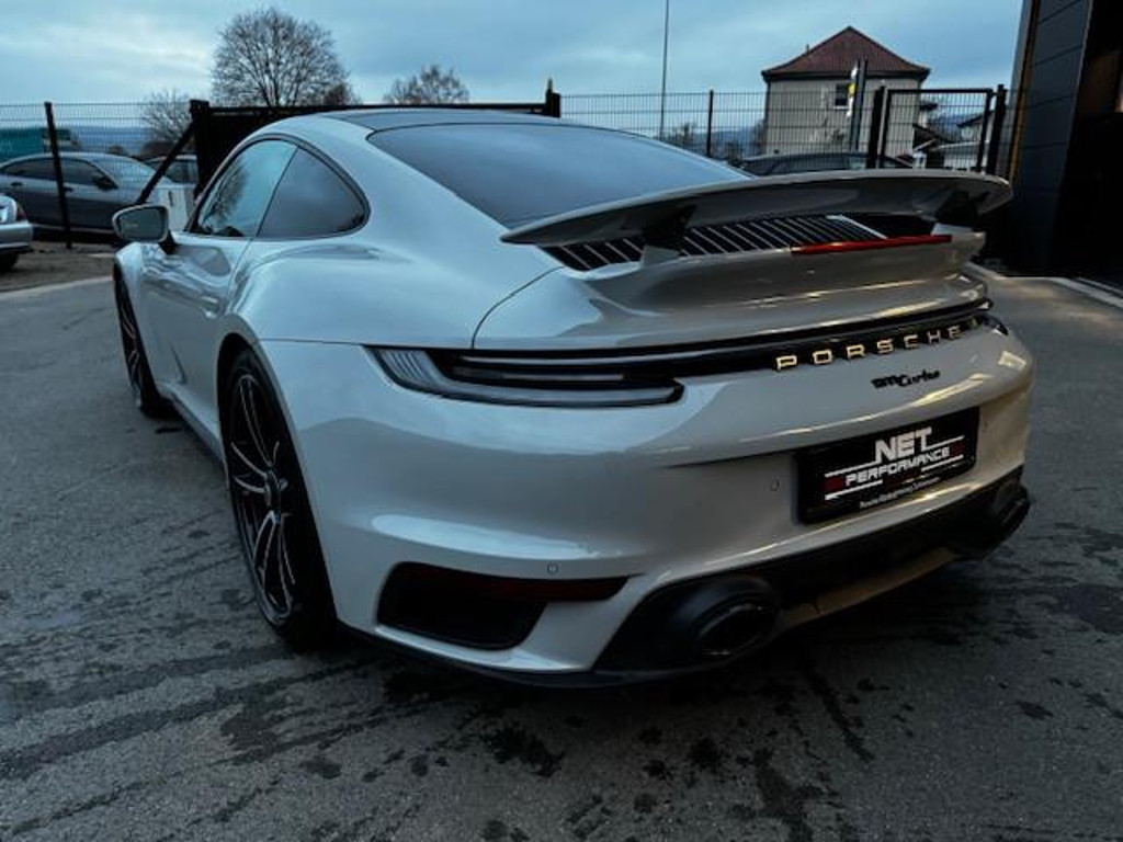 Porsche 992