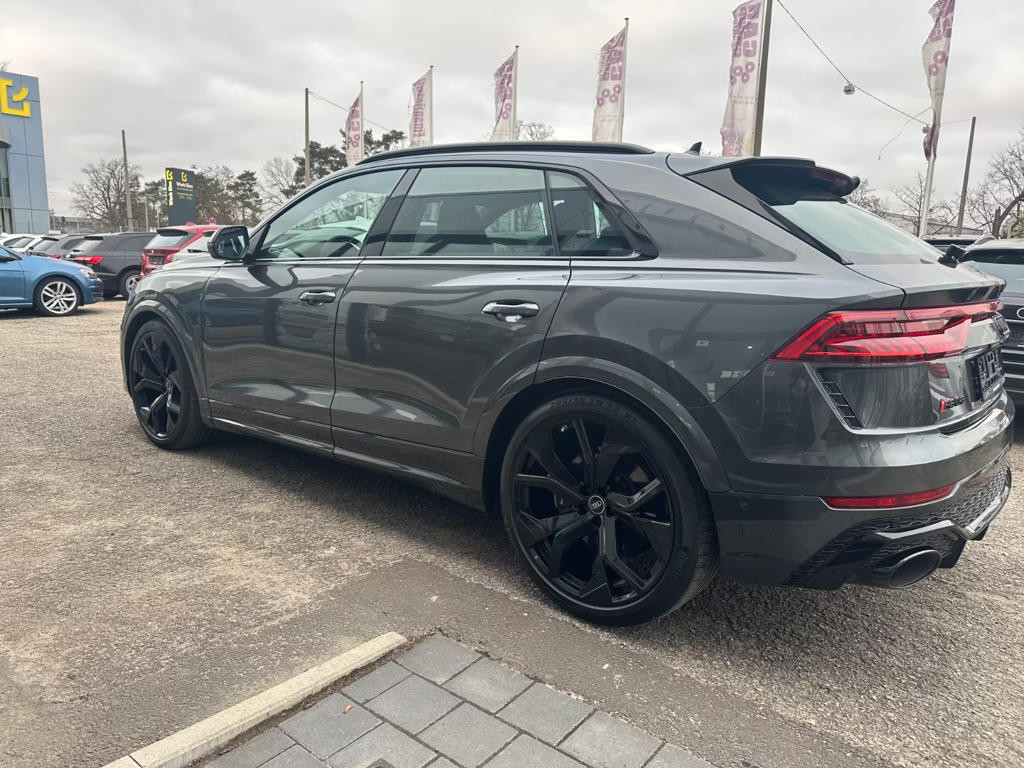 Audi RS Q8