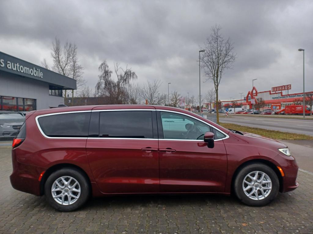 Chrysler Pacifica