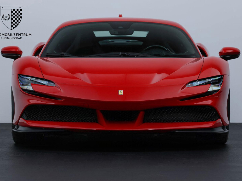 Ferrari SF90