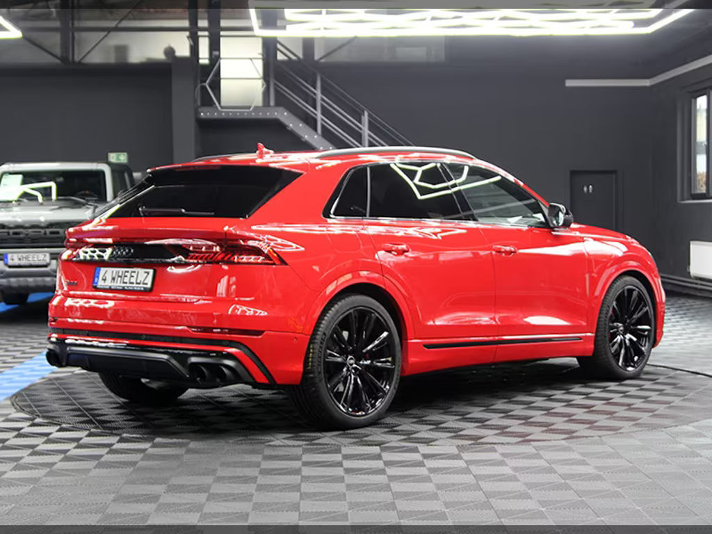 Audi SQ8