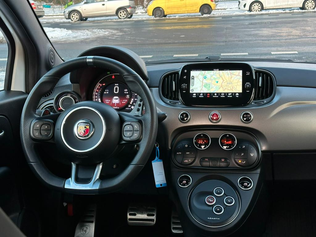 Abarth 595 2022 Benzine