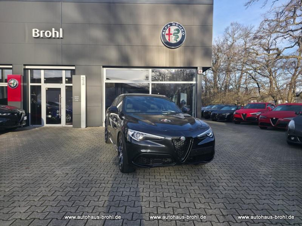 Alfa Romeo Stelvio 2022 Benzine