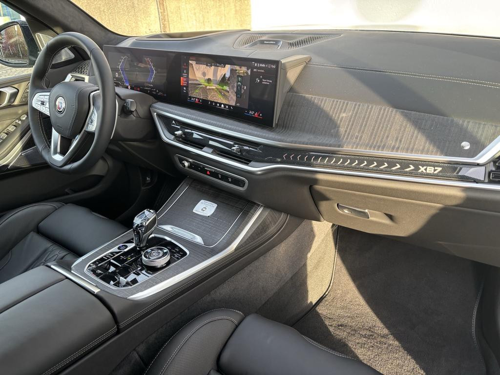 Alpina XB7