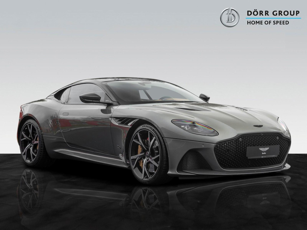 Aston Martin DBS 2023 Benzine