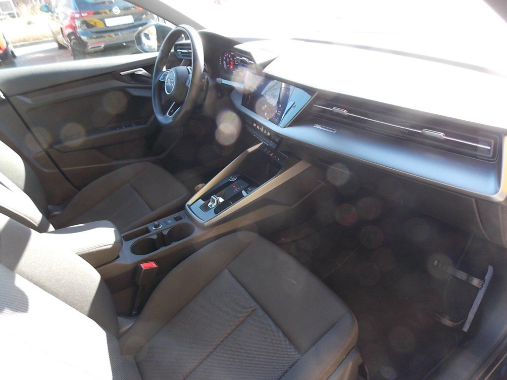 Audi A3 2023 Benzine