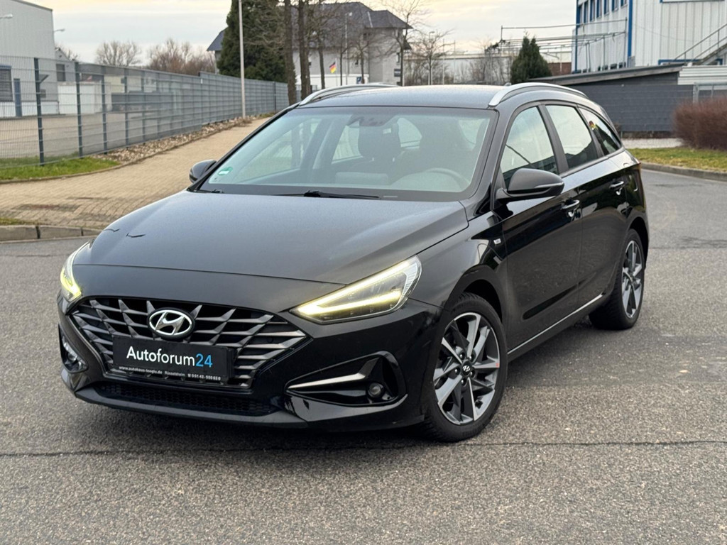 Hyundai i30 2023 Hybride Benzine