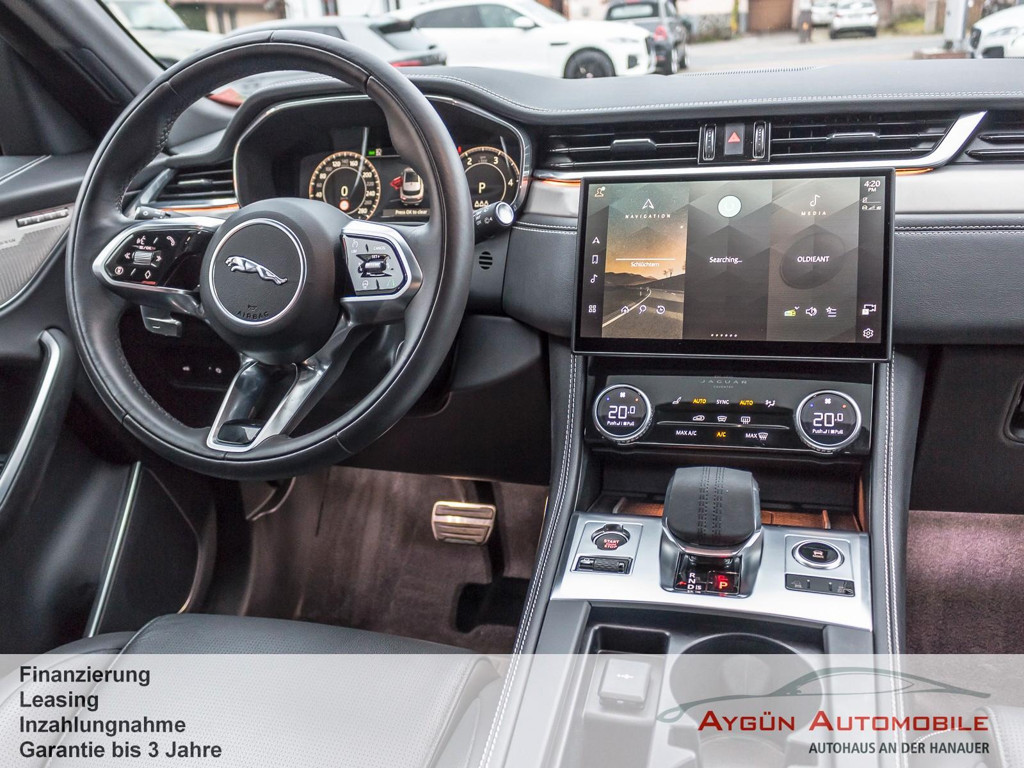 Jaguar F-Pace