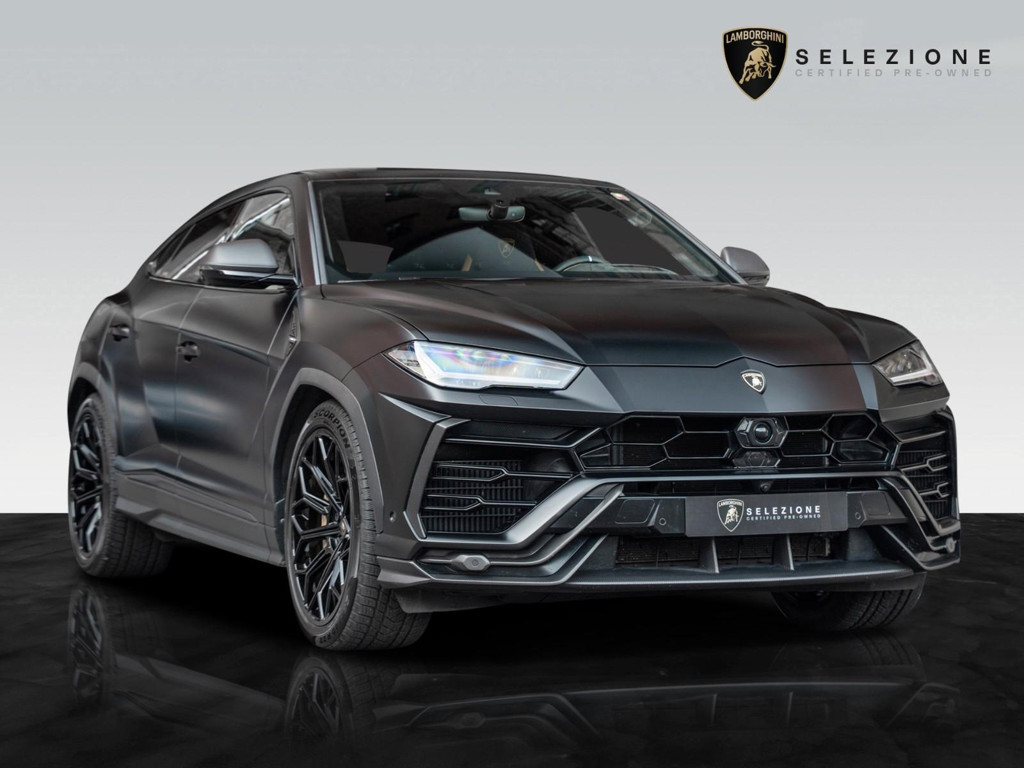 Lamborghini Urus 2022 Benzine