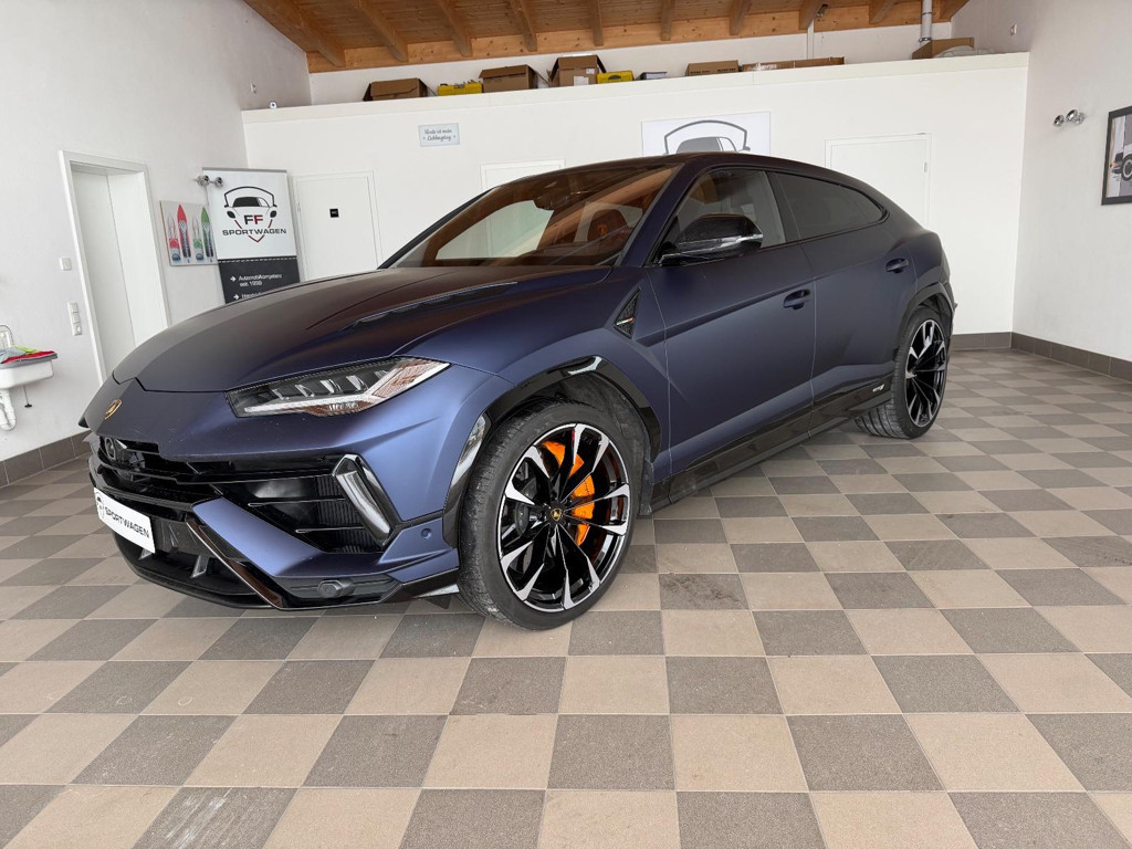 Lamborghini Urus 2024 Benzine
