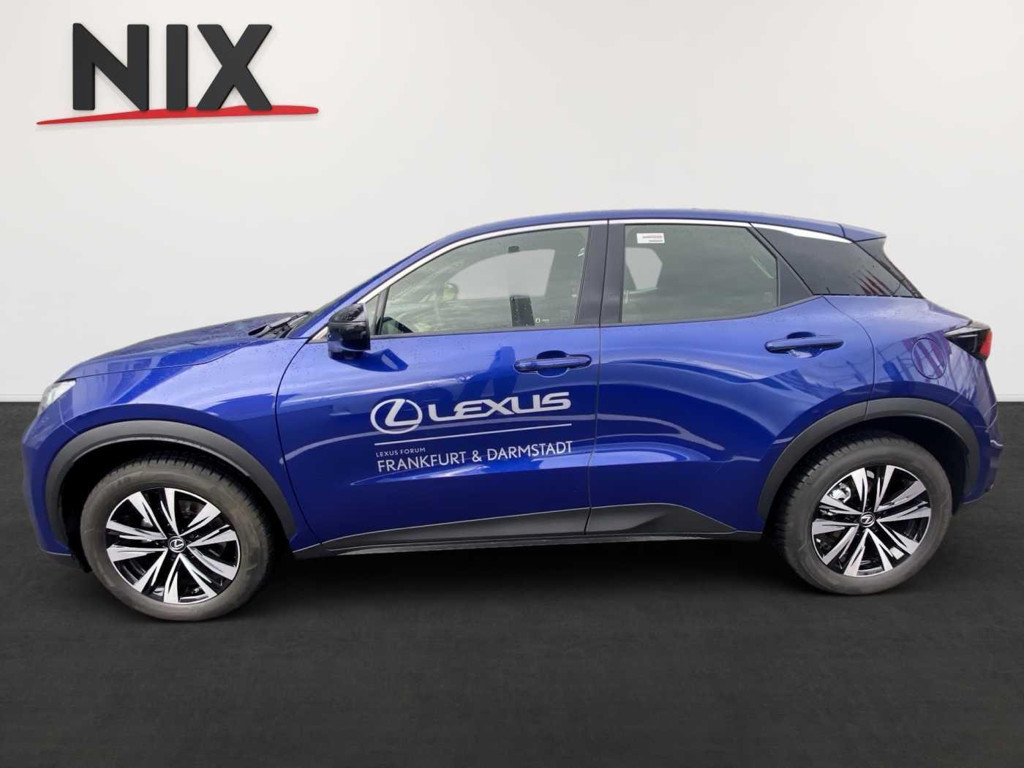Lexus LBX