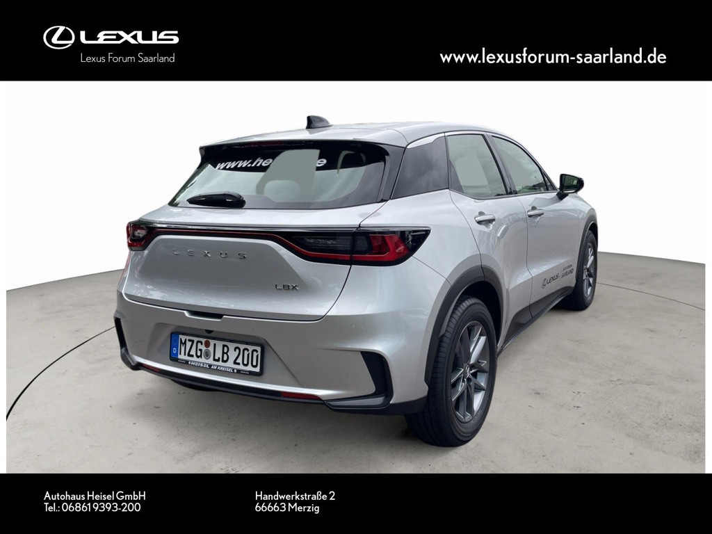 Lexus LBX
