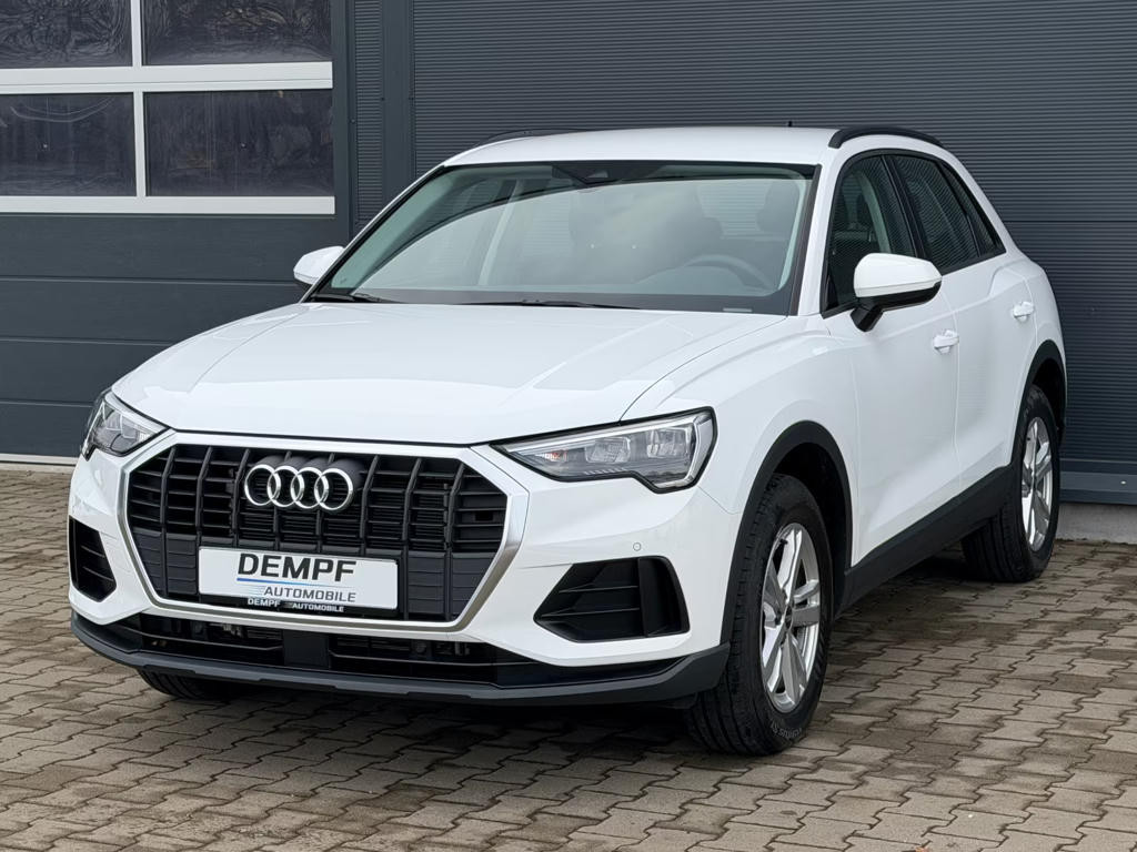 Audi Q3 2023 Benzine