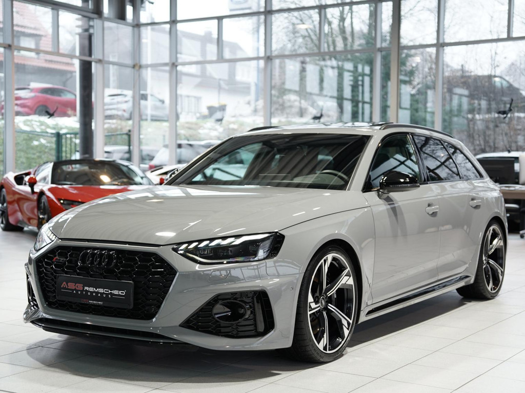 Audi RS4