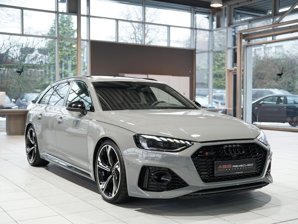 Audi RS4