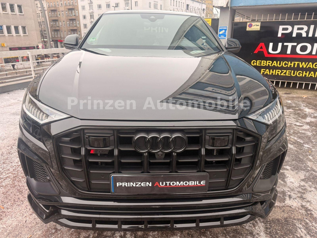 Audi SQ8