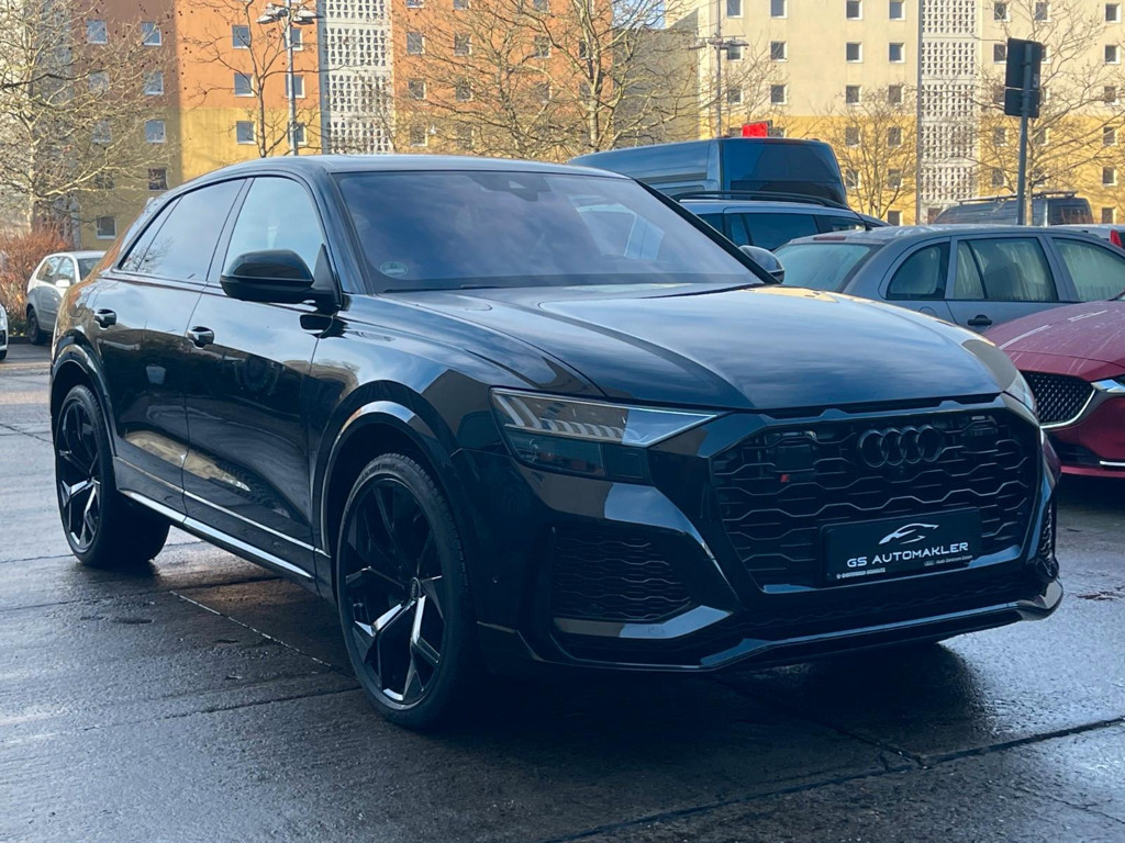 Audi RS Q8