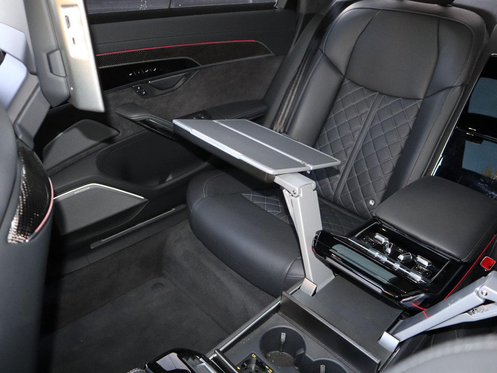 Audi A8 2024 Hybride Benzine