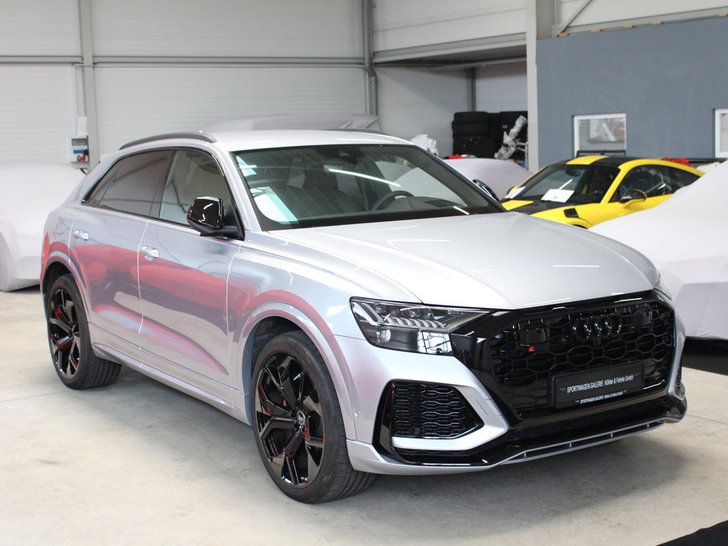 Audi RS Q8