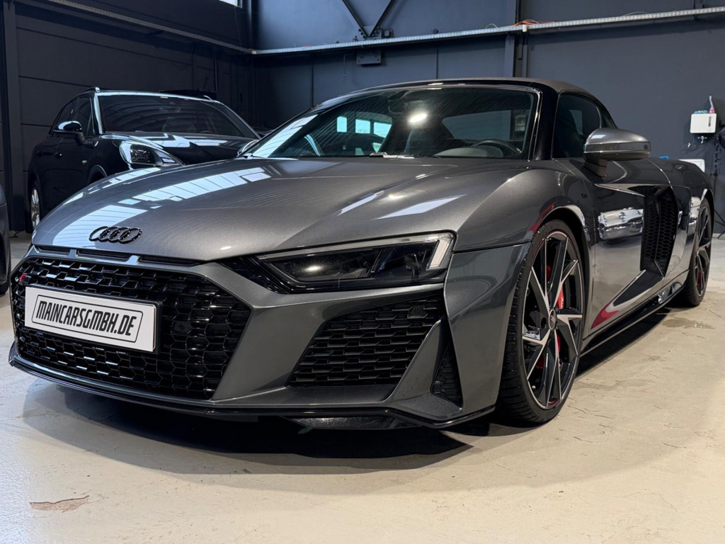 Audi R8