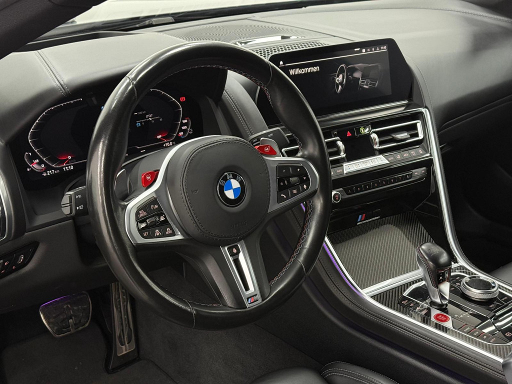 BMW M8