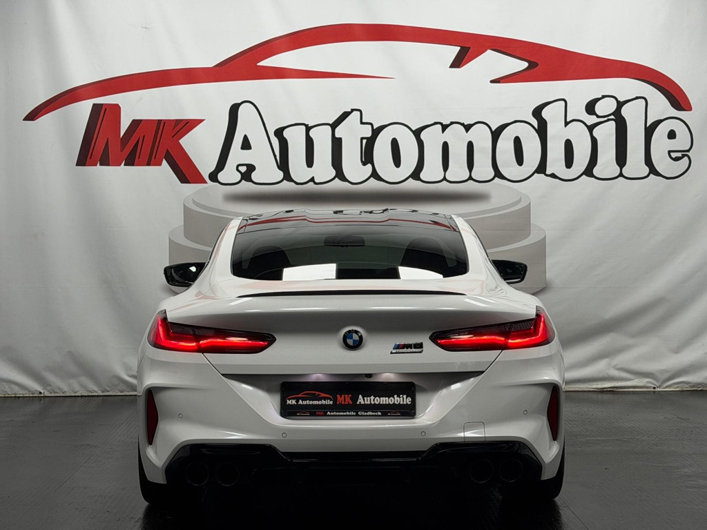 BMW M8