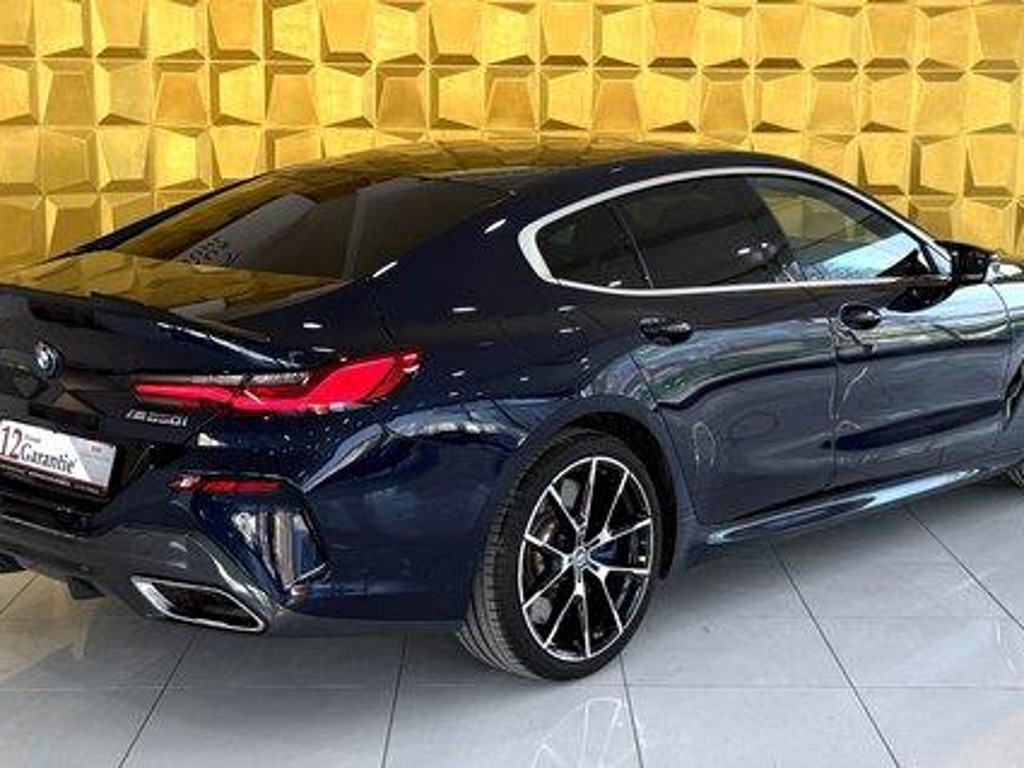 BMW M850