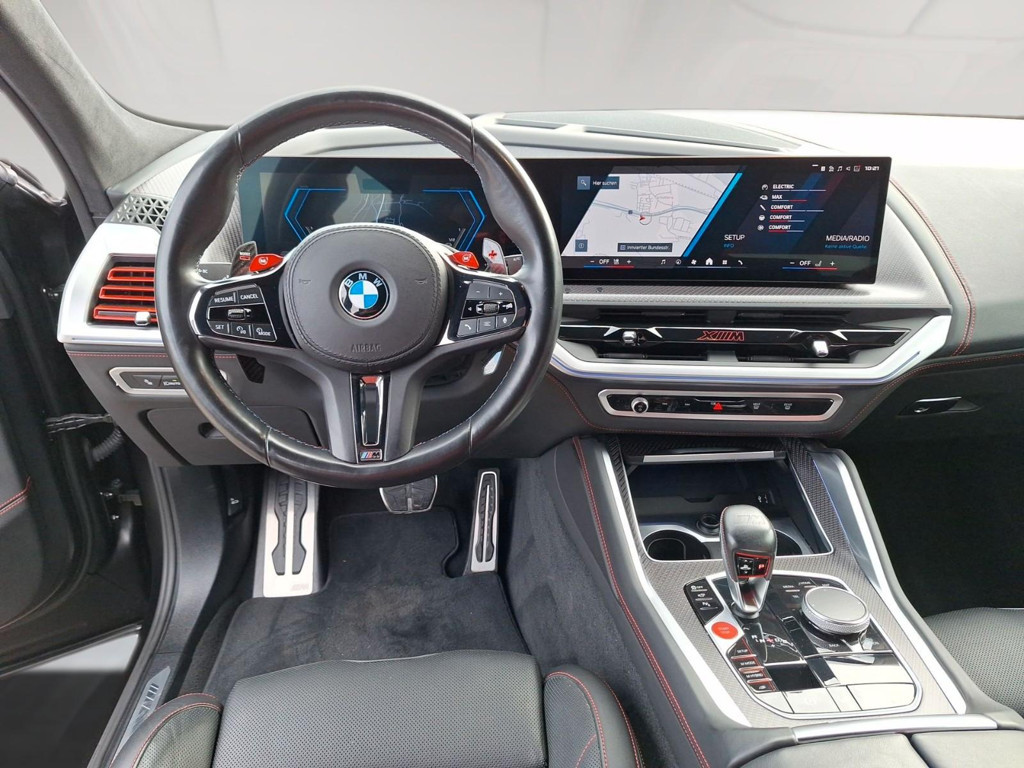BMW XM