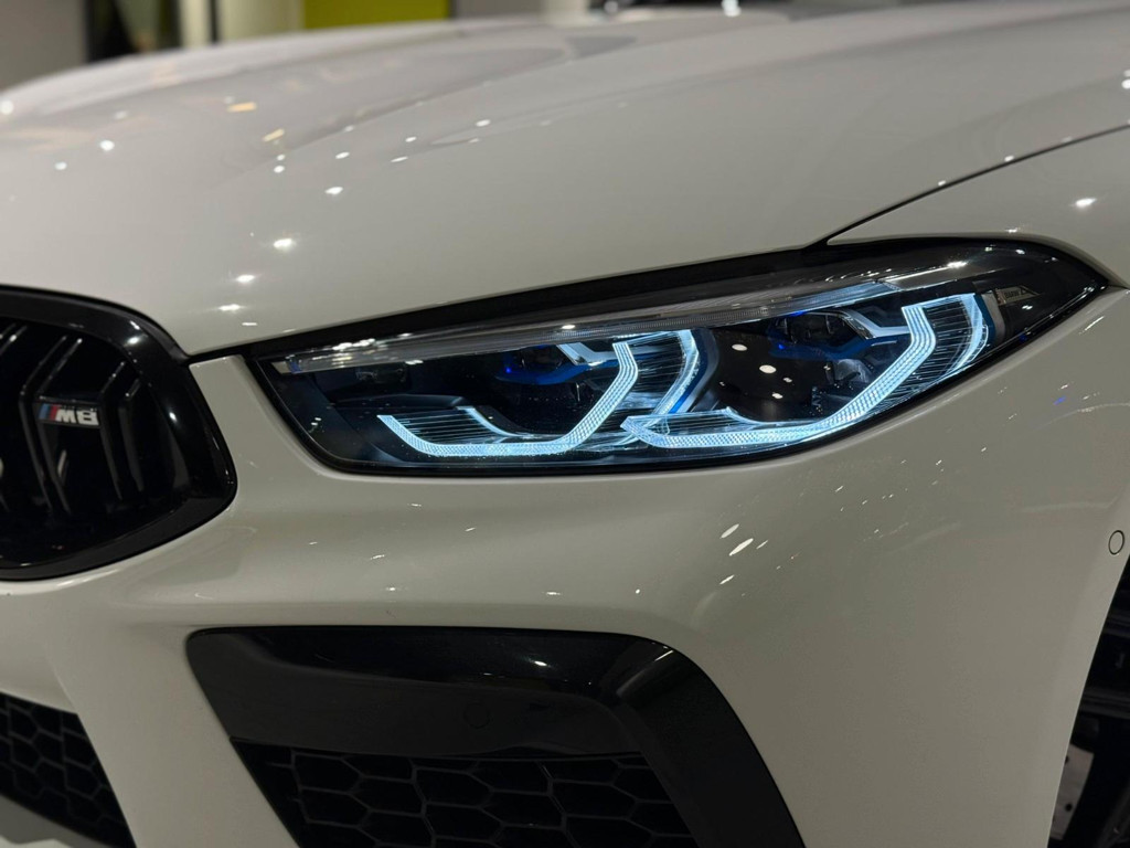 BMW M8