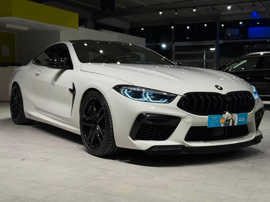 BMW M8