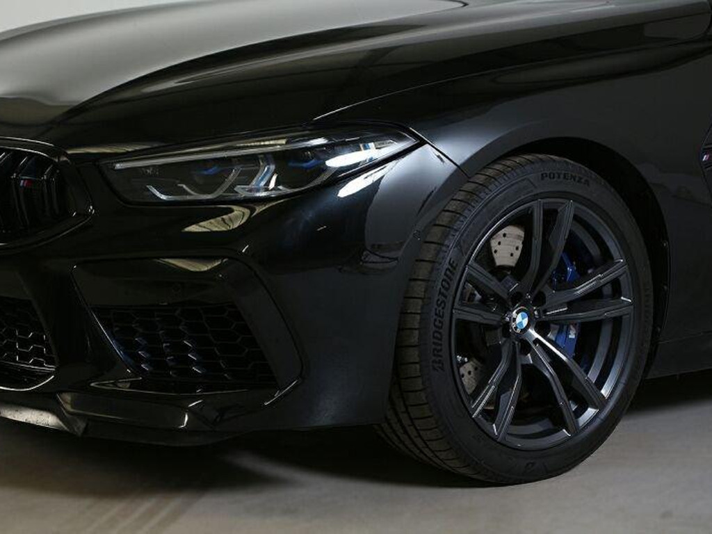 BMW M8