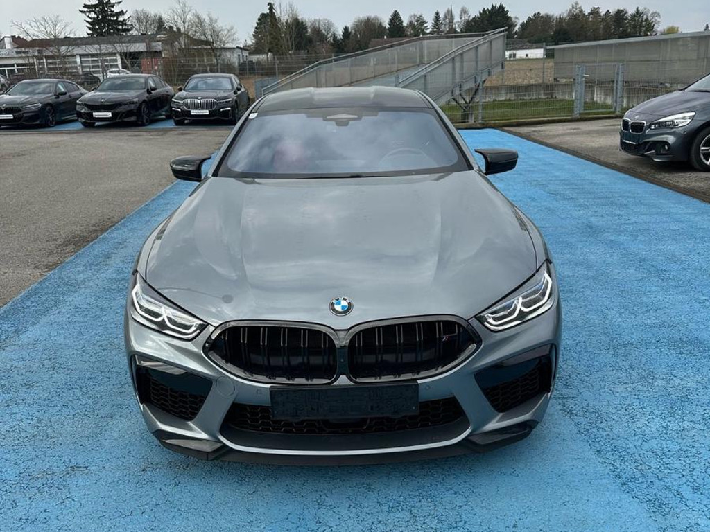 BMW M8