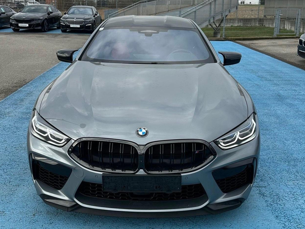 BMW M8