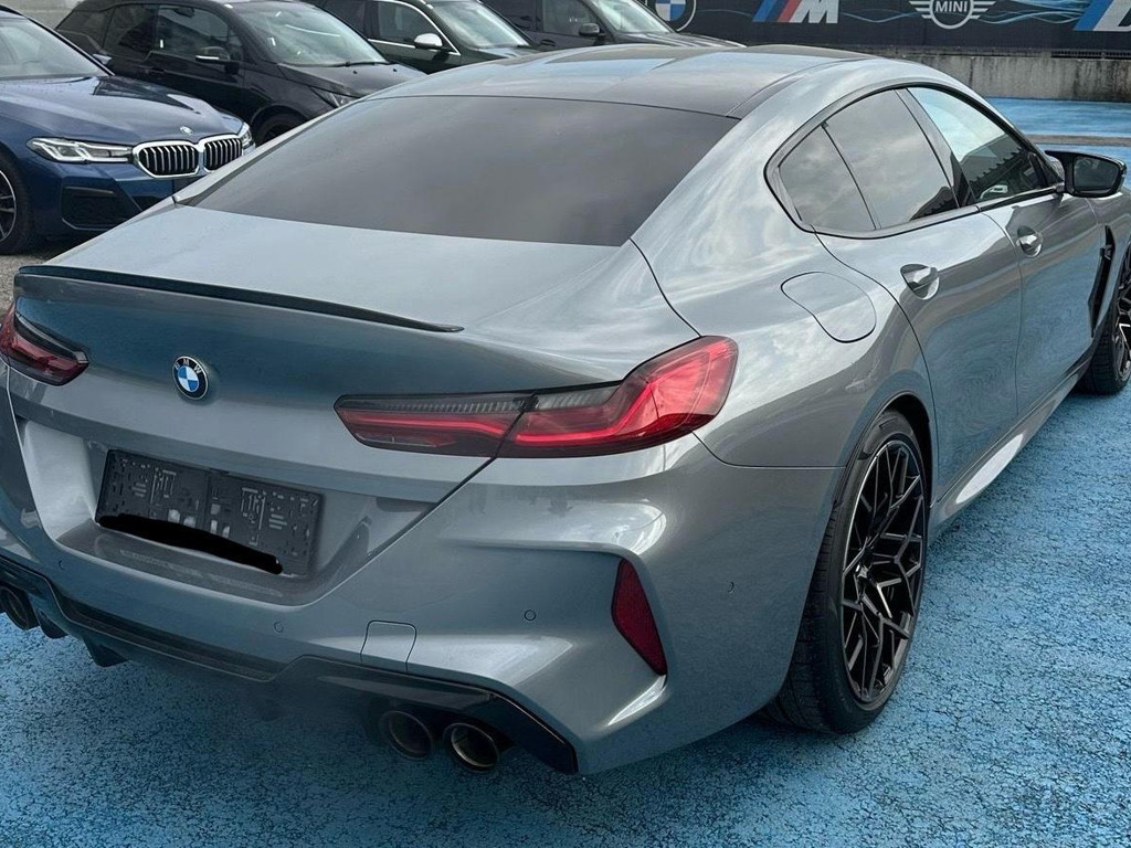 BMW M8