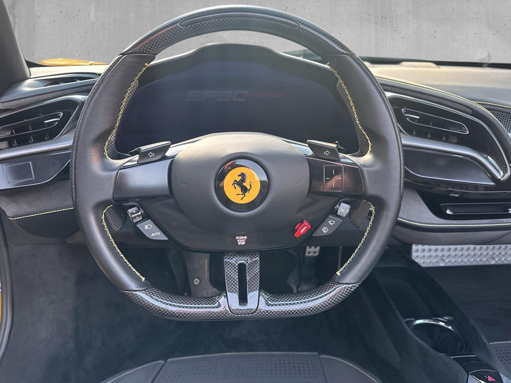 Ferrari SF90