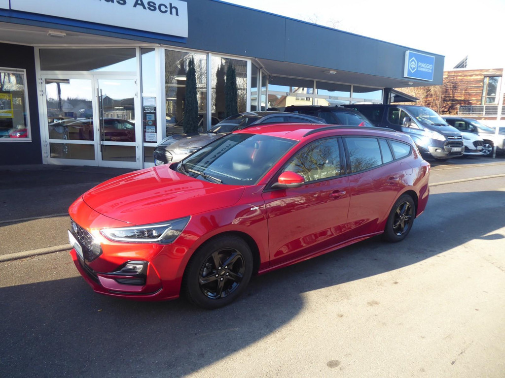 Ford Focus 2023 Benzine