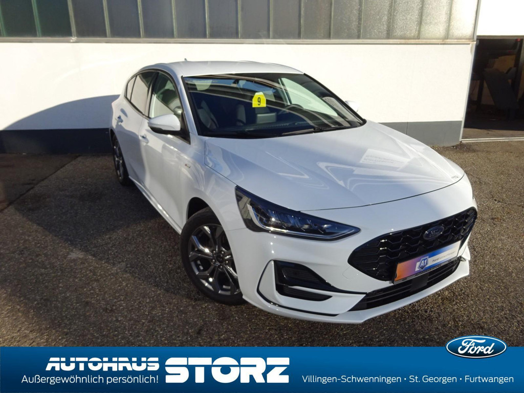 Ford Focus 2023 Benzine