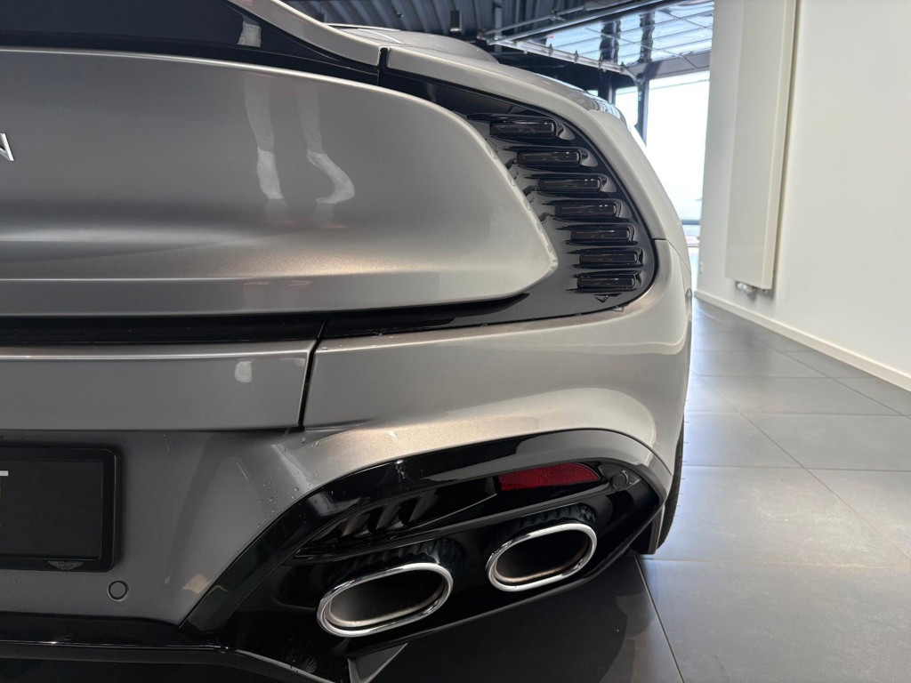 Aston Martin Vanquish