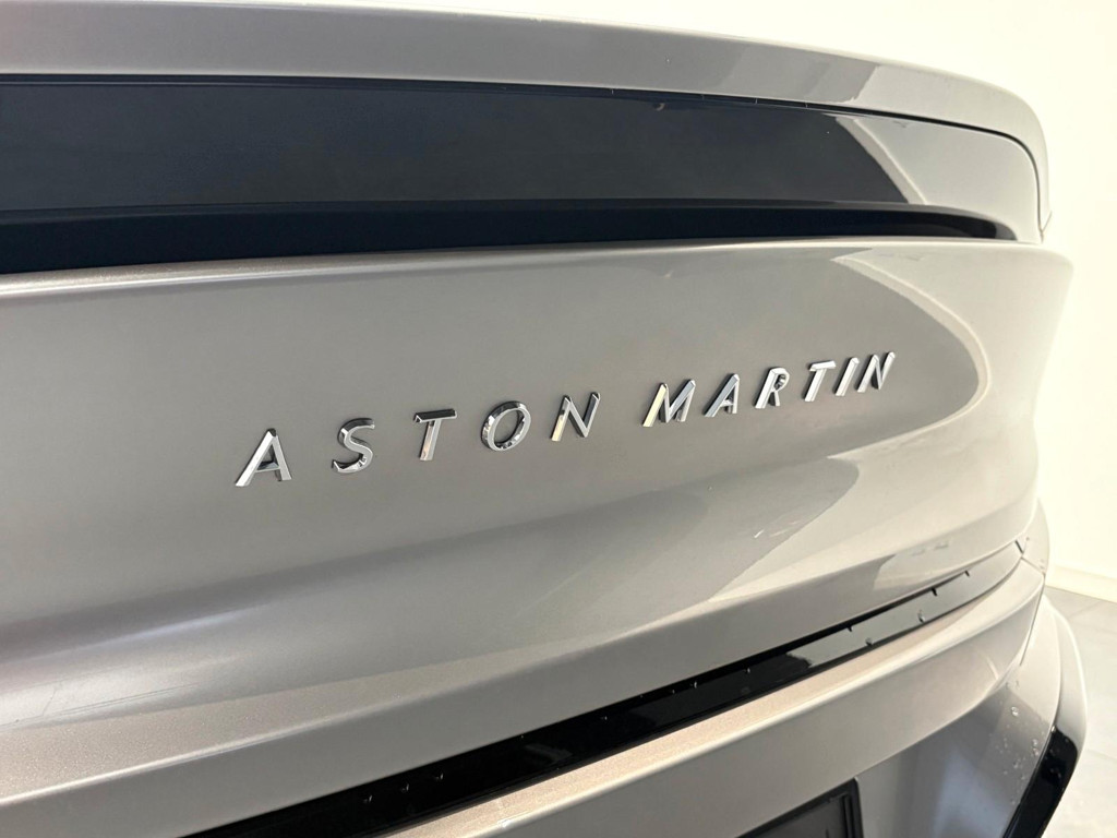 Aston Martin Vanquish