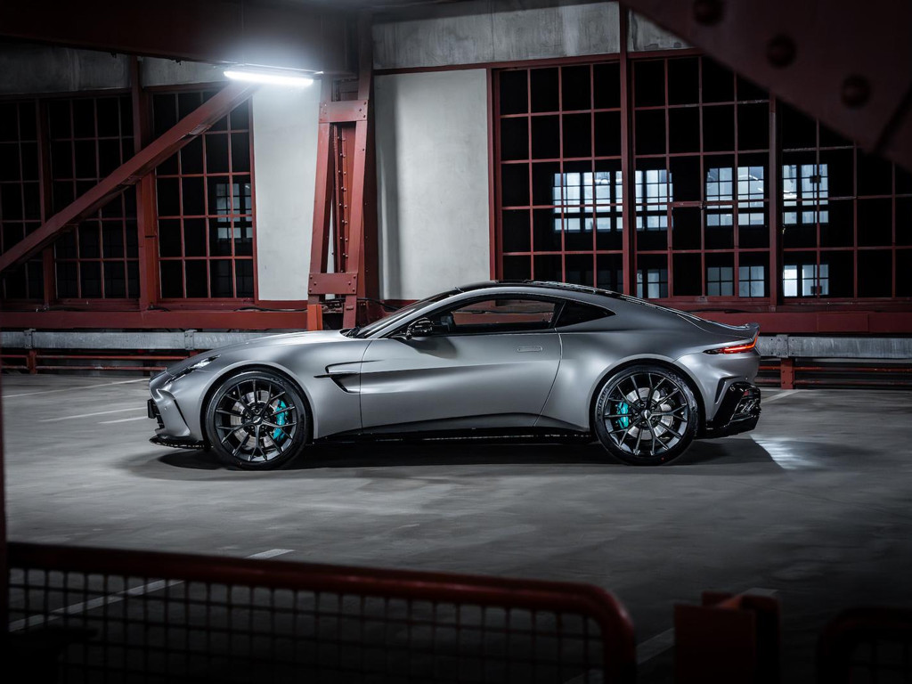 Aston Martin V8 Vantage