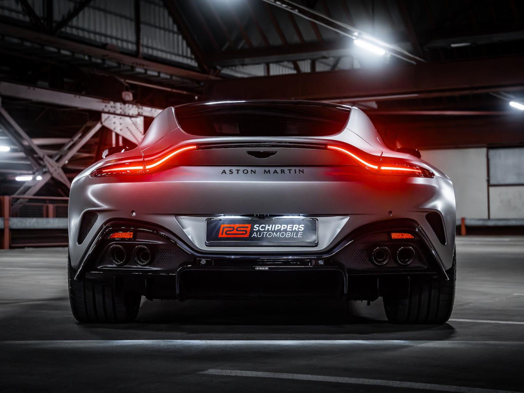 Aston Martin V8 Vantage