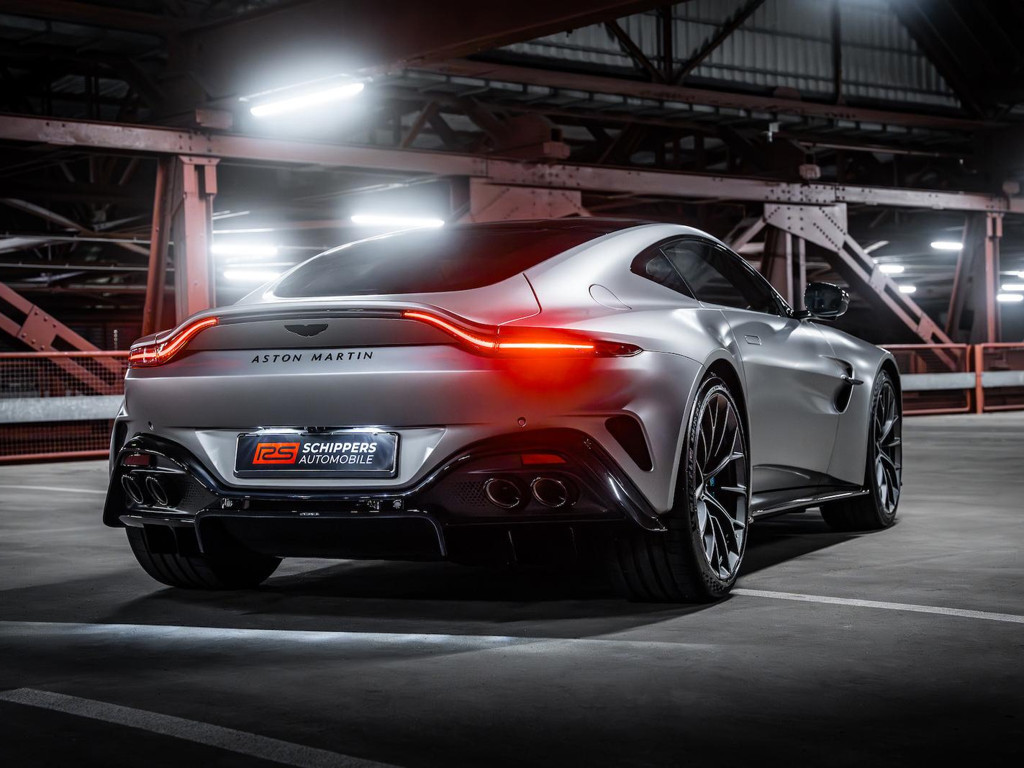 Aston Martin V8 Vantage