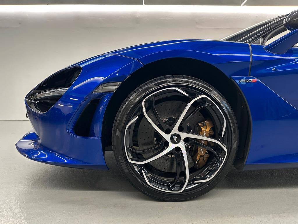 McLaren 750S