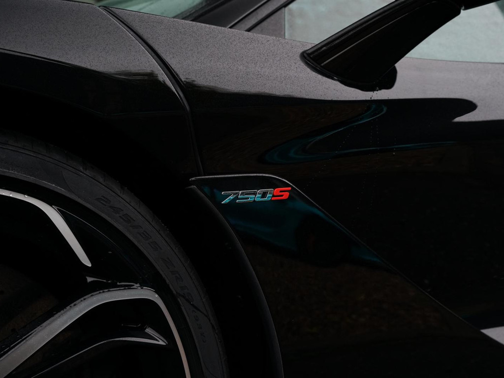 McLaren 750S