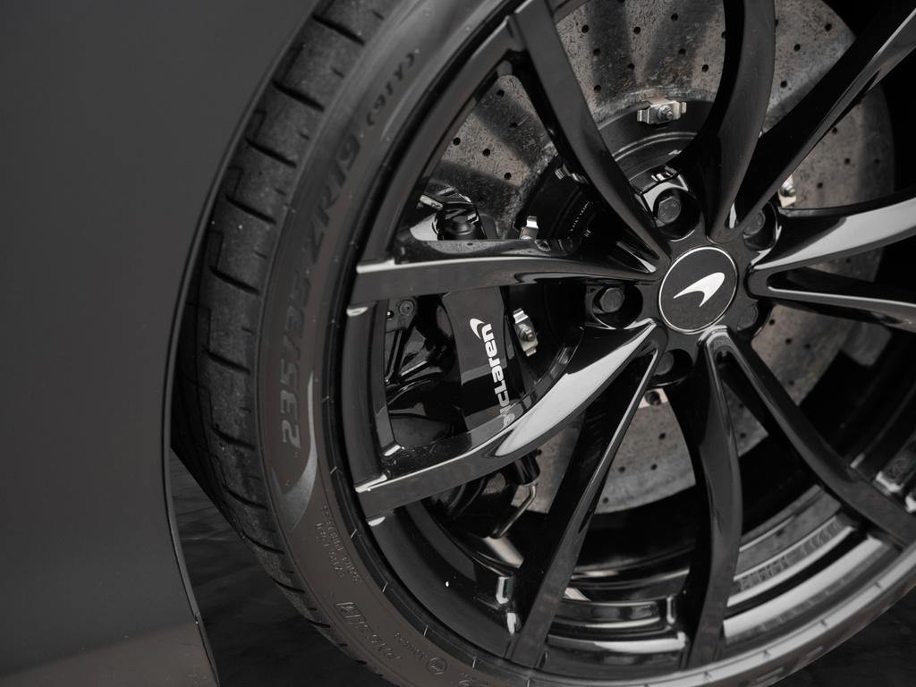 McLaren Artura