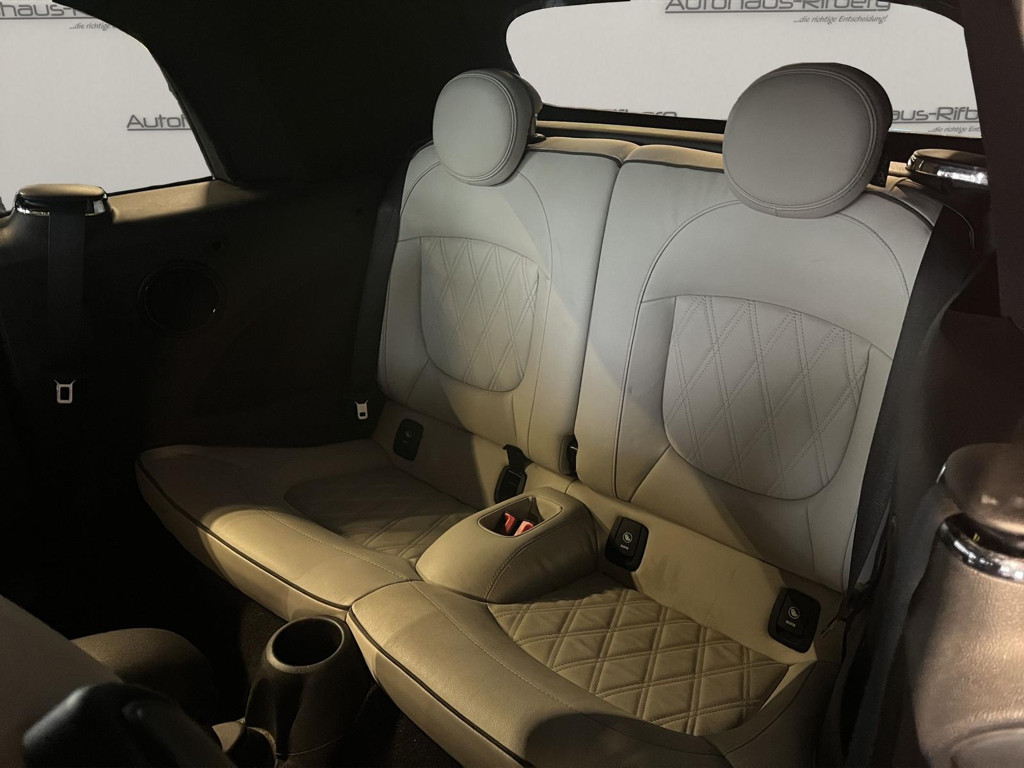 Mini John Cooper Works Cabrio