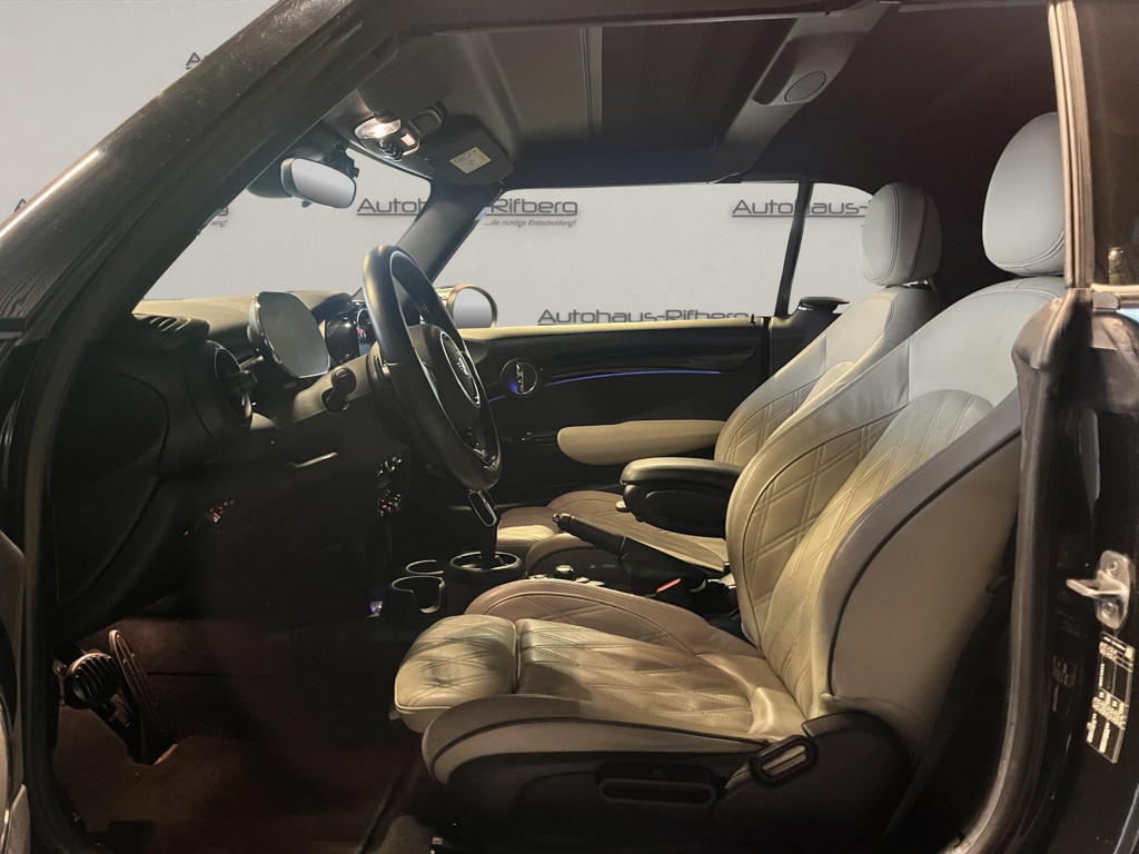 Mini John Cooper Works Cabrio