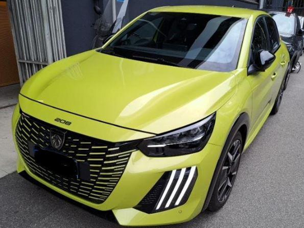 Peugeot 208 2024 Benzine