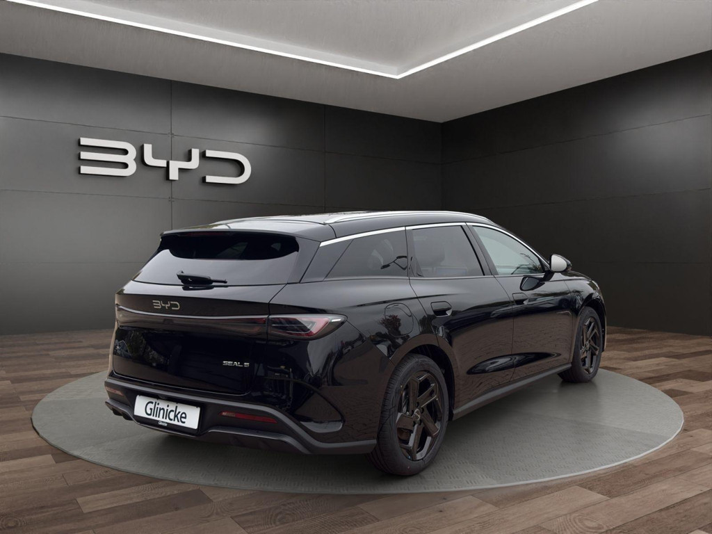 BYD Seal 6