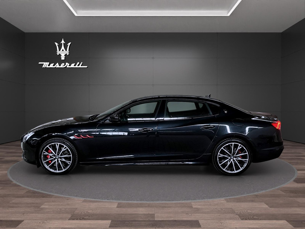 Maserati Quattroporte